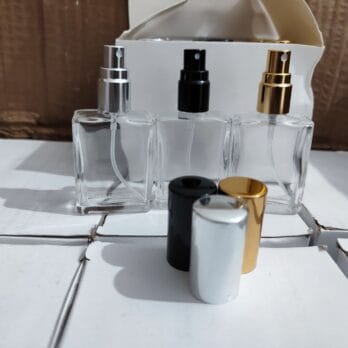 شیشه عطر 15میل مکعبی(1جین 12عددی)